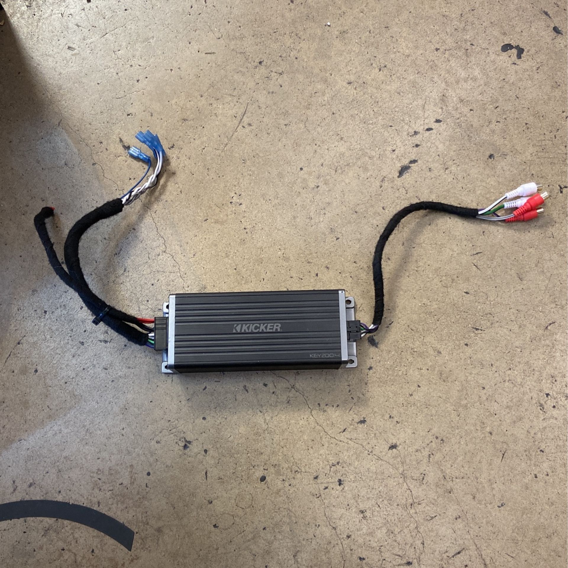 Kicker Key 47key2004. Key 200.4 Amplifier