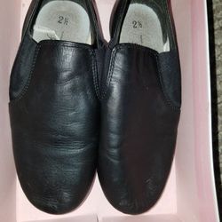 Girls jazz/hip hop shoe size 2 1/2