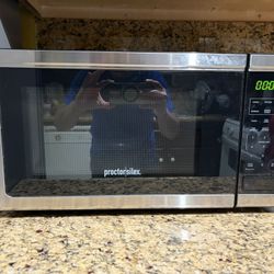 Like New  Microwave 