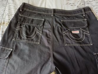 Men's true religion cargo pants size 36 used