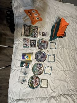 Miami Dolphins Collectibles From The 90’s(new)