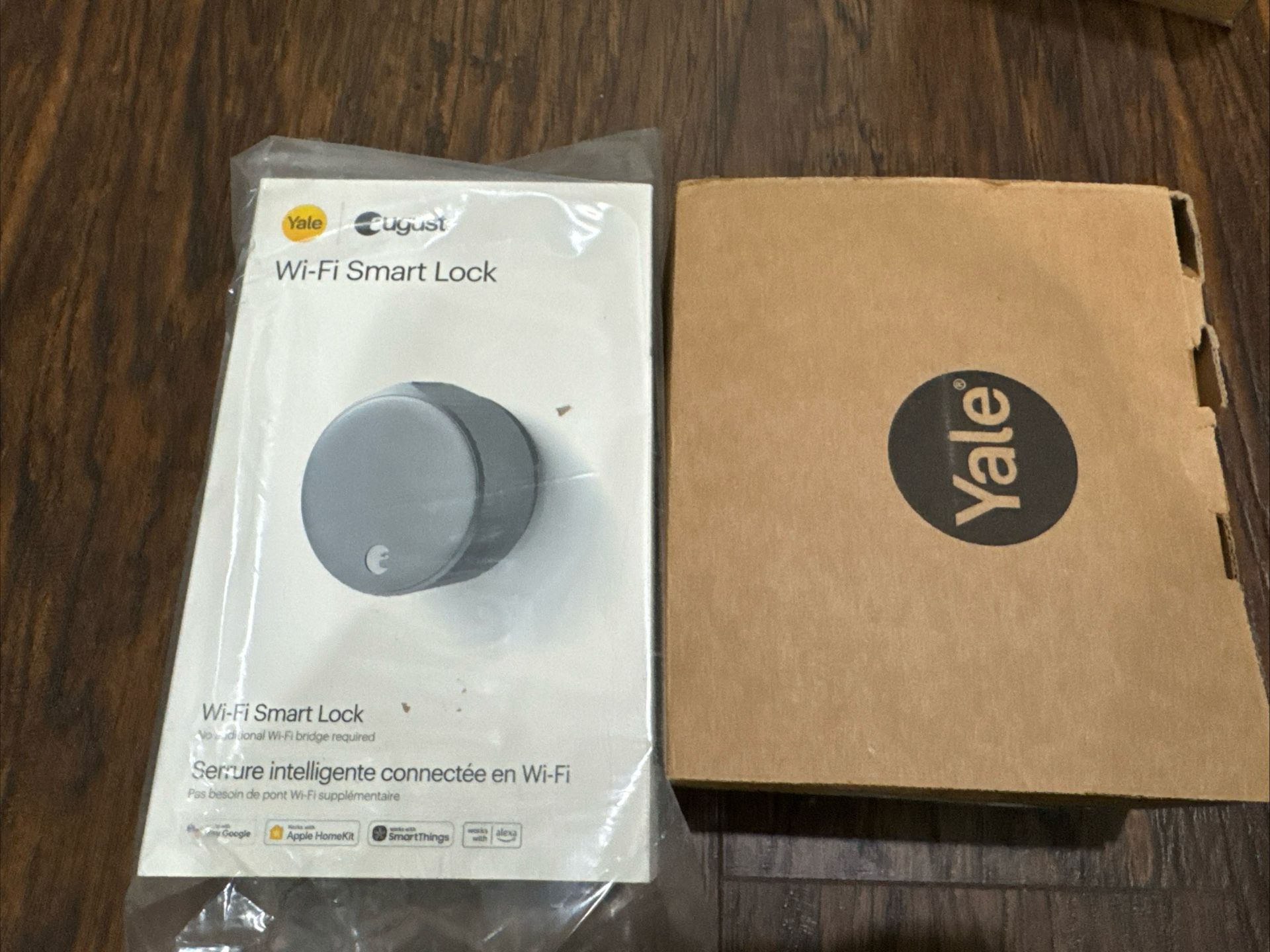 August Wi-Fi Smart Lock + Navis Paddle in Satin Nickel