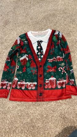 Festive holiday shirt size medium