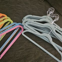 Kids hangers lot