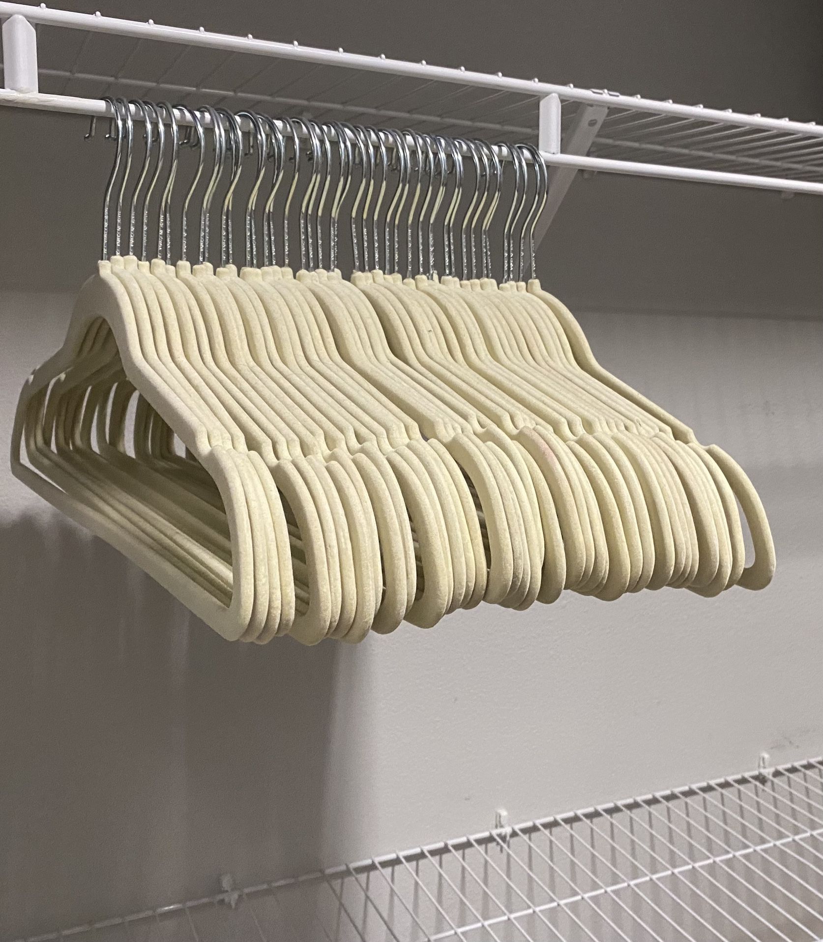 Hangers - Set of 50 (Velvet, Beige, Non-Slip)