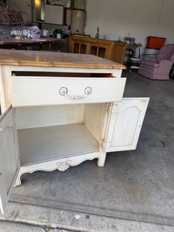 French Provincial end table