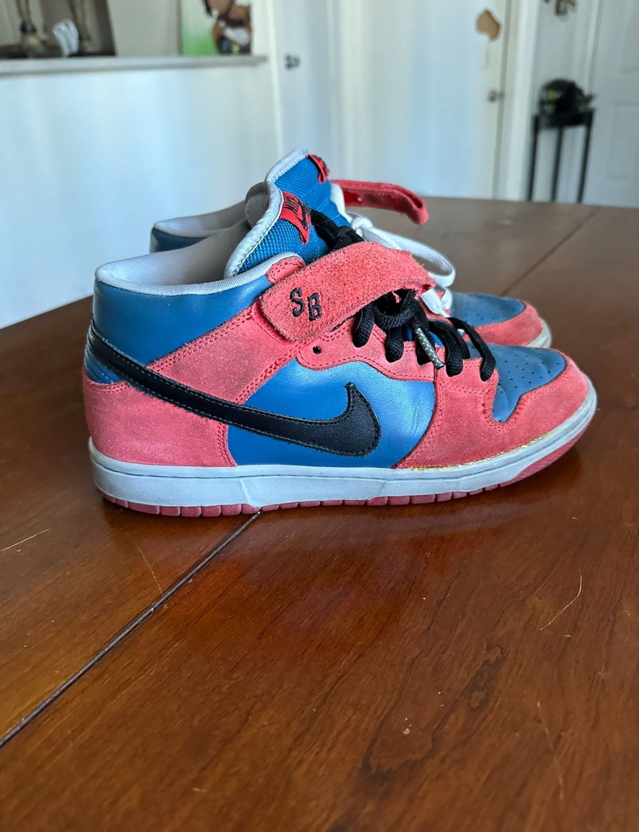 Nike SB Spider Man