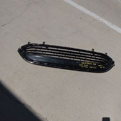 17 To 19 Grille Lower Chrysler Pacifica