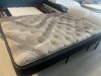 All SIZE Mattresses up to 50% Off!