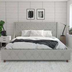CosmoLiving by Cosmopolitan Mercer Upholstered Bed in Light Grey Linen in King