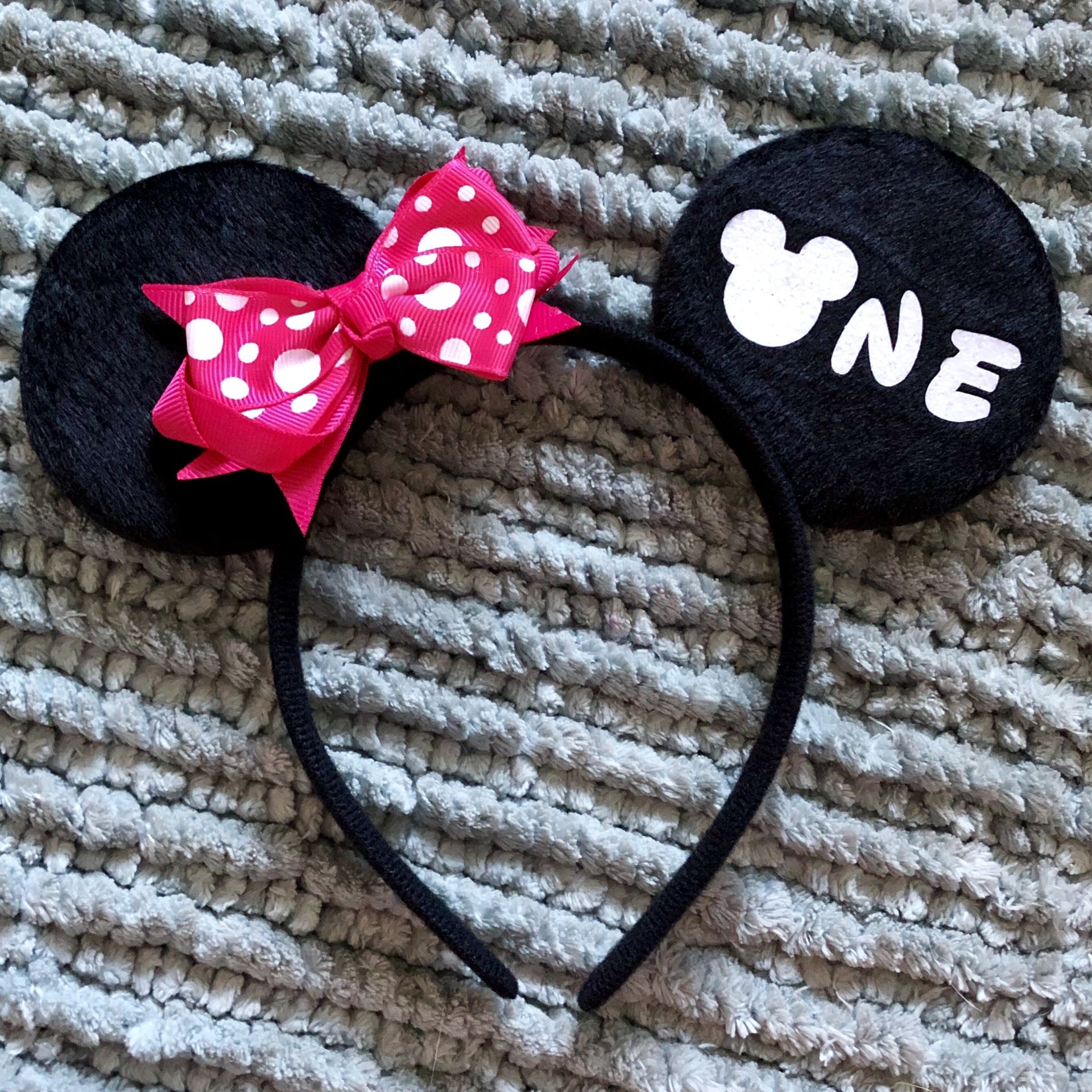 Minnie Mouse 🐭 ONE 1st Birthday Headband Ears