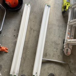 Fluorescent Light 2 Bulb