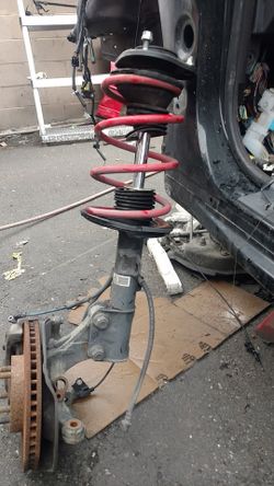 Strut complete