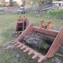 Tractor Bucket 