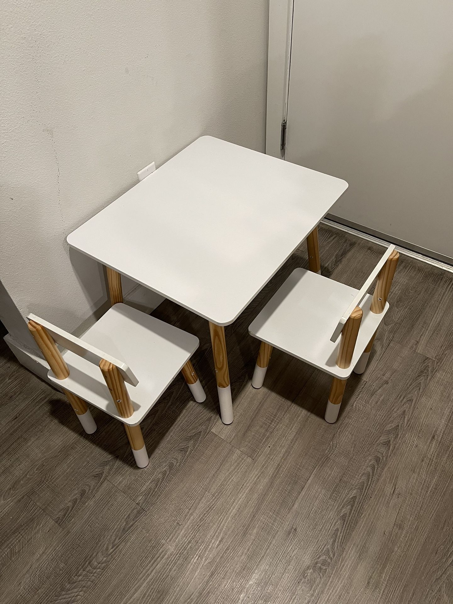 Desk And Chair Set For Kids