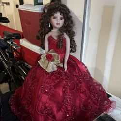 Quinceañera Doll