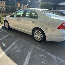 2010 Ford Fusion Hybrid
