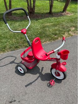 Radio Flyer  - Steer & Stroll Trike