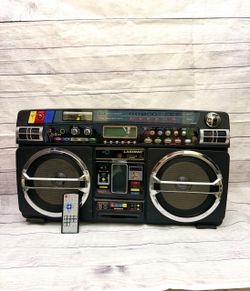 LASONIC i-931 Ghetto Blaster Retro Radio IPod/Usb/Aux Player AM/FM