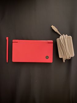 Nintendo DSi (SD card and charger included)