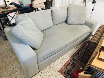 City Furniture Sofa in Light Gray