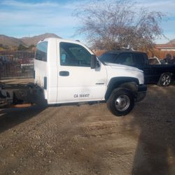 2006 Chevy Silverado 3500 Motor 8.1 L 222000 Miles In East Palmdale CA 