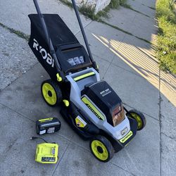 Podadora Rioby batería y cargador