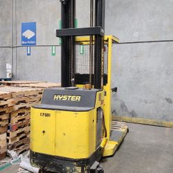 Hyster Order Picker