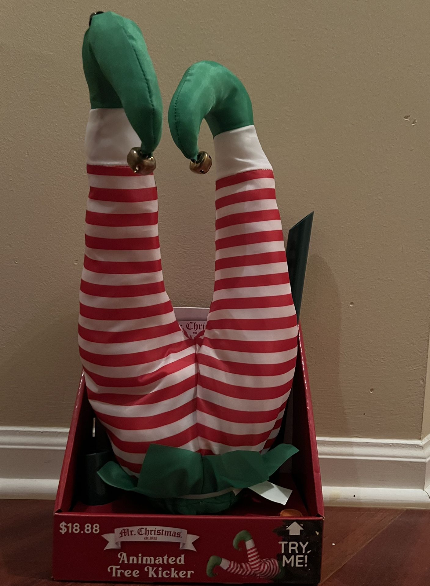 New Mr. Christmas Animated Elf Tree Kicker