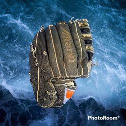 Mizuno Baseball Glove RHt 