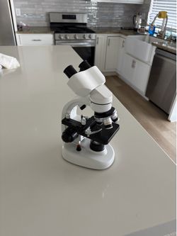 Official Biological Microscope w/Instruments