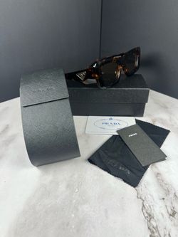 Cat Eye Style Sunglasses Cheetah Print