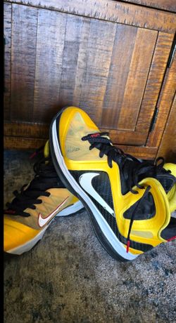 Tenis