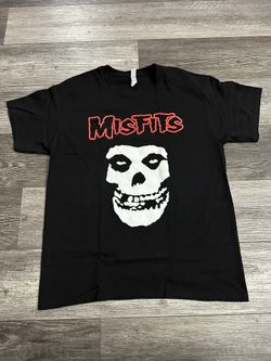 Men’s Misfits Shirt Large Red Logo