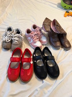 Girl shoes