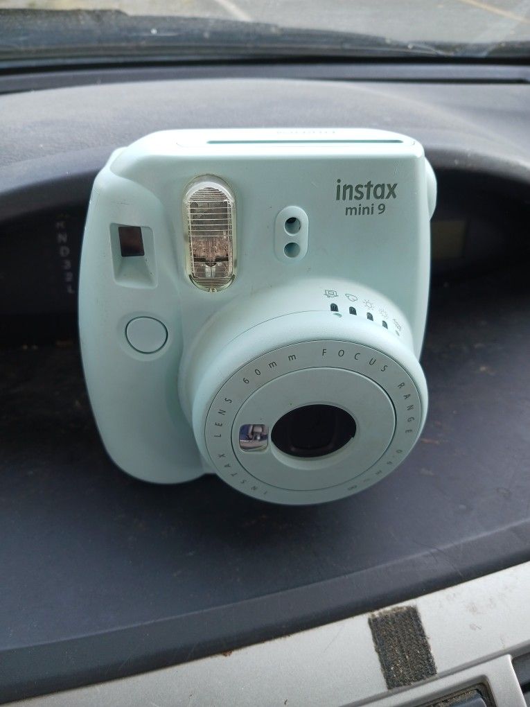 Instax Mini 9 Instant Camera