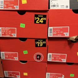 Sneakers (1 Lot / 75 Pairs)