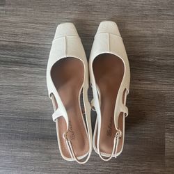 Latasa brand white leather slingback heels 