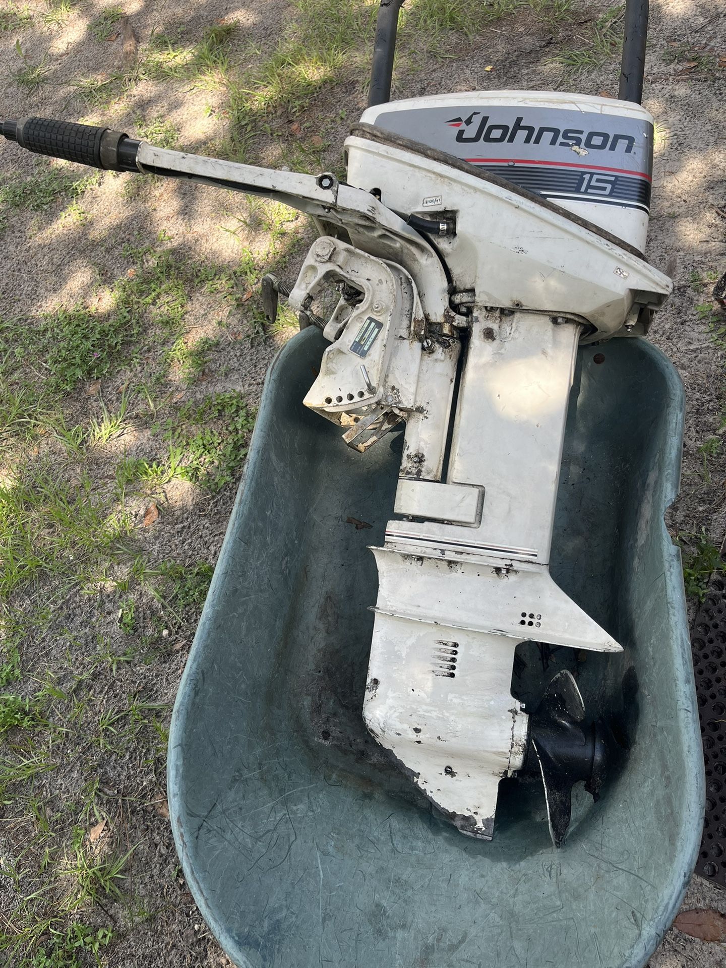 Used 1987 Johnson J15RCUD 15 hp Outboard Motor