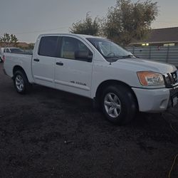 2012 Nissan Titan