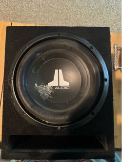 JL Audio subwoofer speaker for pickup