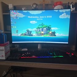 High End Curved Gaming Monitor 