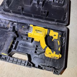 Dewalt Brushless Xr  SDs Plus Hammer 