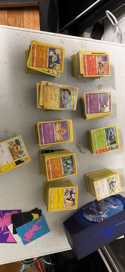 Pokemon lot 800 common and uncommon bundles