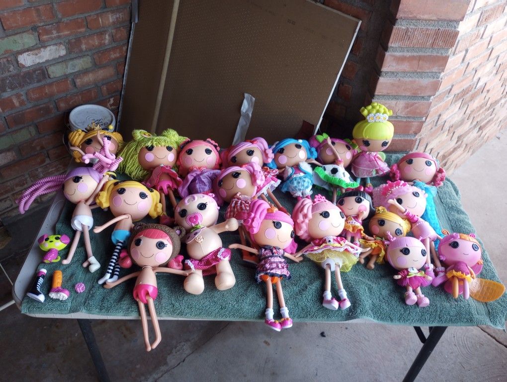 Lalaloopsy Dolls