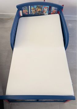 Paw patrol bed + mattress