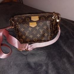 Brand Name Purse 