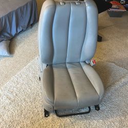 2006-2008* Hyundai Sonata Passenger Seat