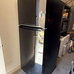 Whirlpool Refrigerator 