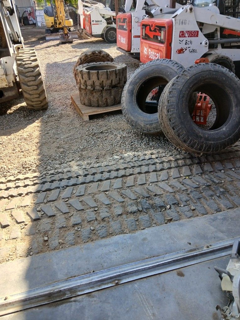 FREE !! Bobcat Tires